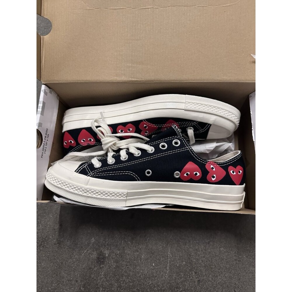 COMME des GARCONS PLAY Converse Multi Heart Low Top in Black - Picture 6 of 9